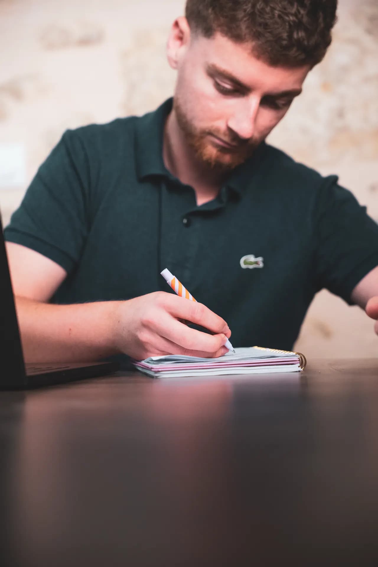 Écriture de scripts de DM Instagram avant de les confier au setter IA