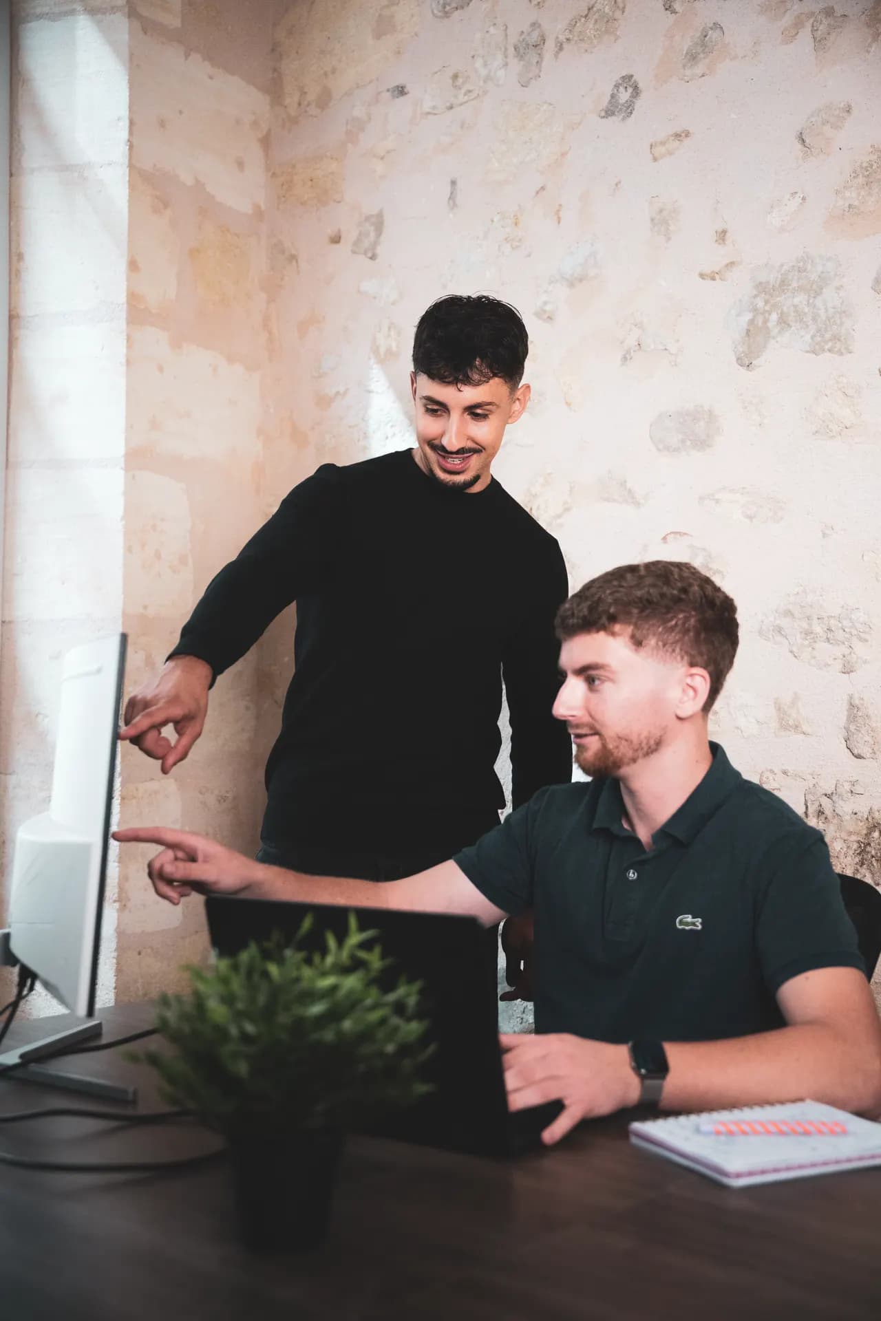 Revue de la configuration d'un setter IA pour un formateur, écran partagé entre Mickael et Bastien