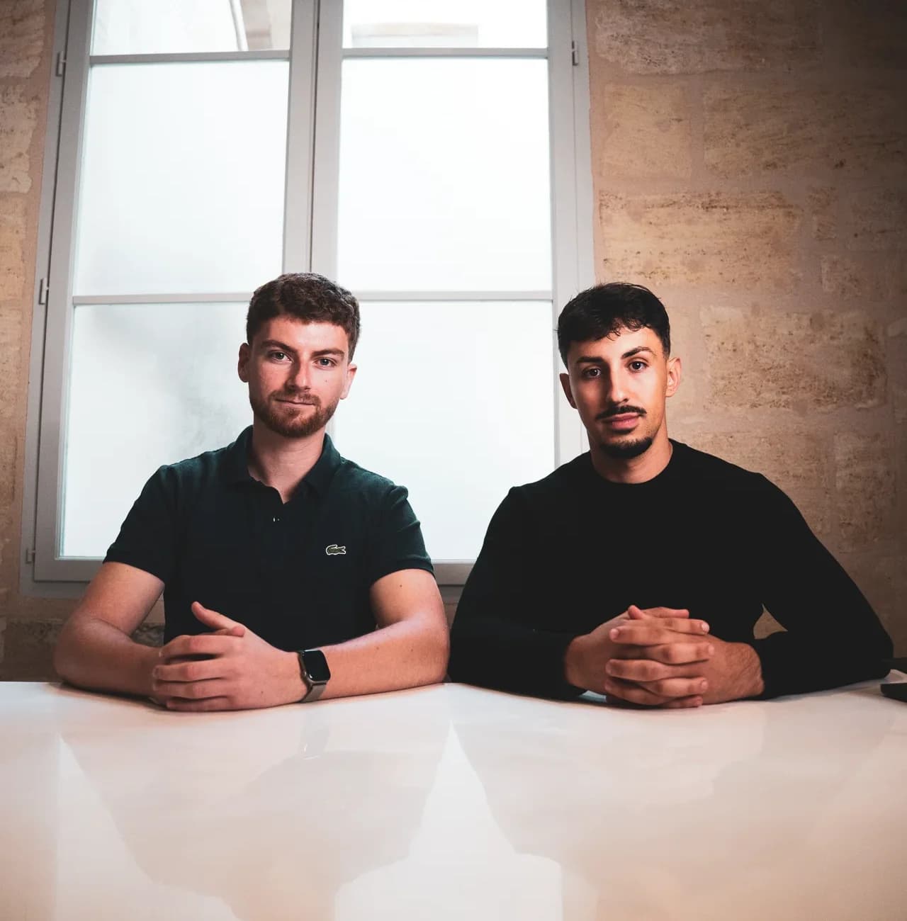 Bastien Oswald et Mickael Garcia, co-fondateurs d'Upster, setter IA certifié META Business Partner